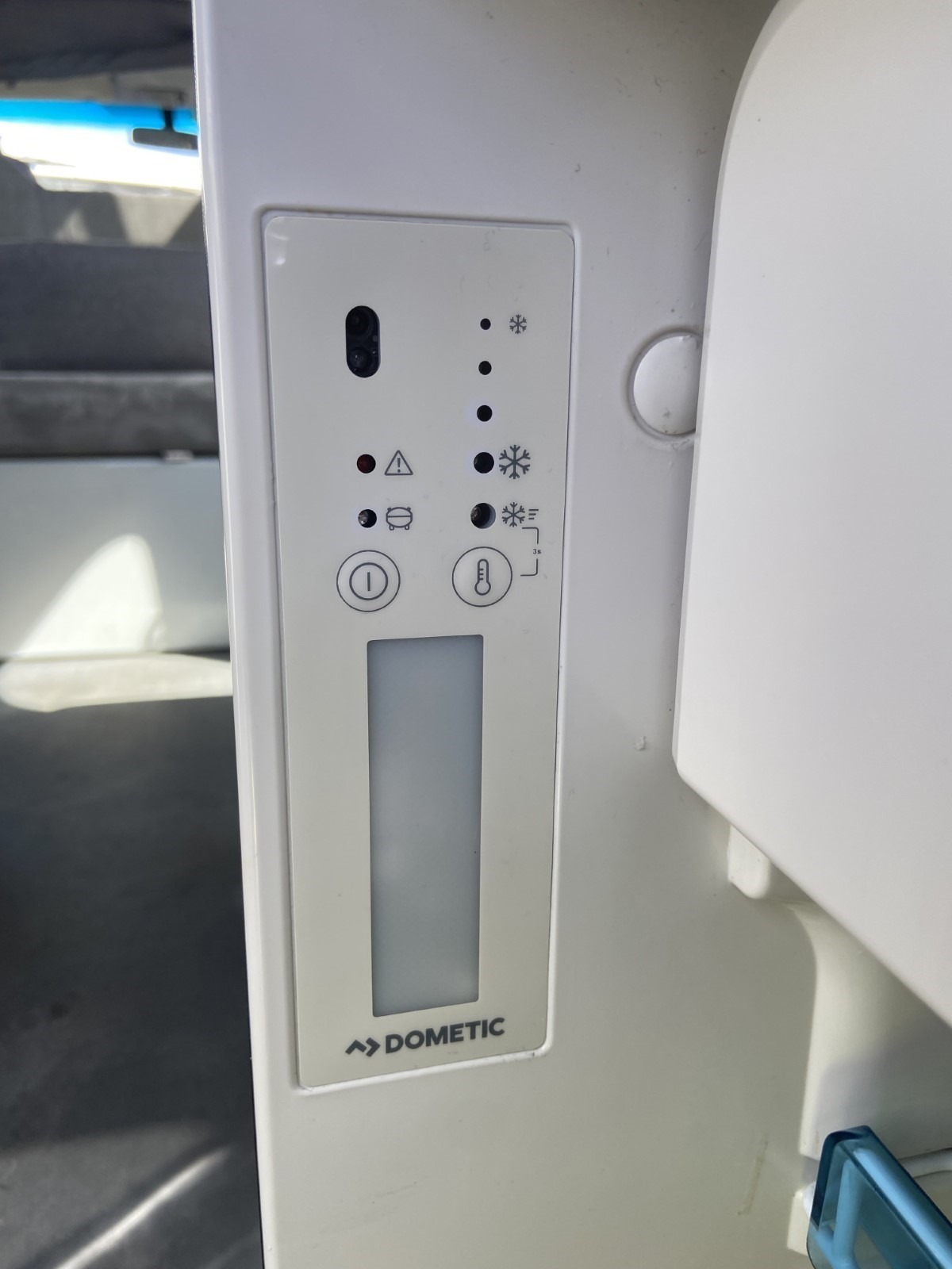 dometic_fridge_panel.jpg