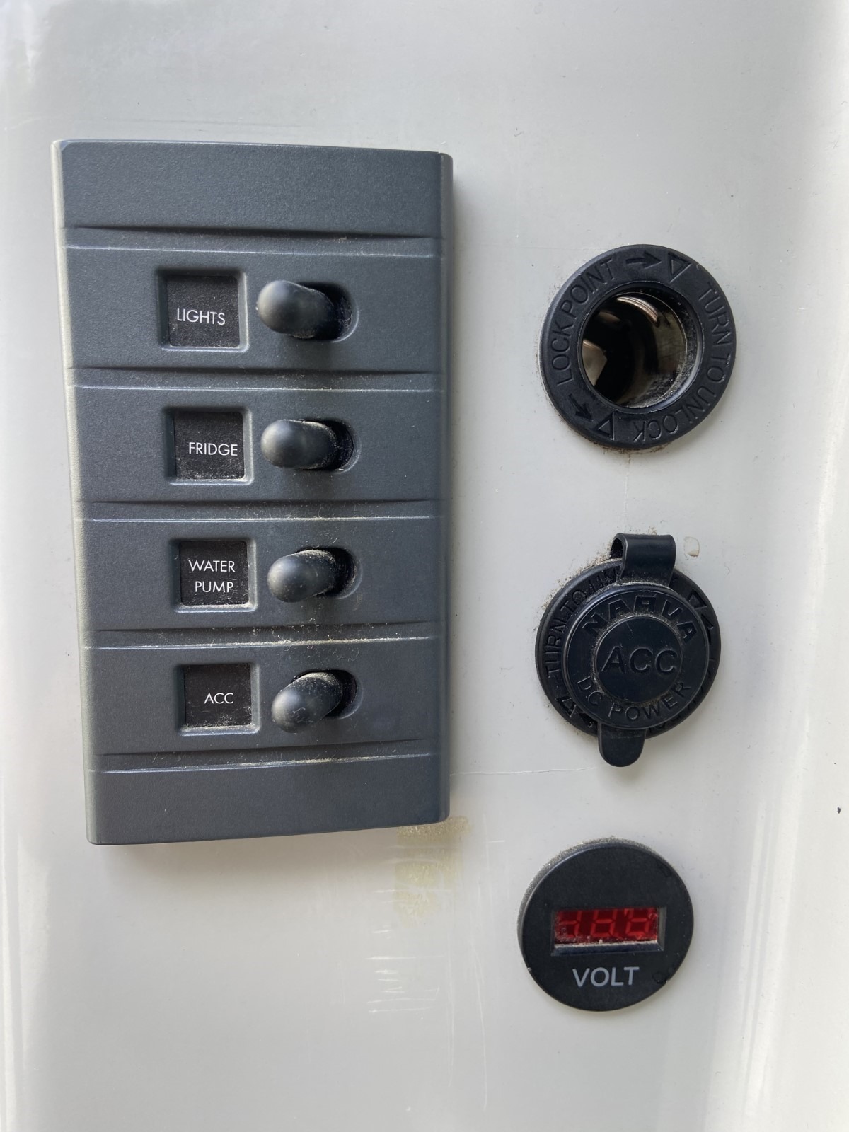 switch_panel.jpg
